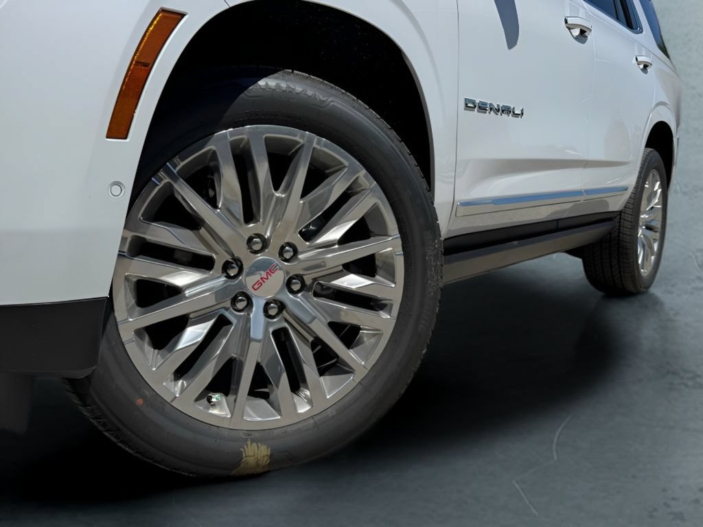 New 2026 GMC Yukon Denali w/ Sun & Power Step Package AWD/4WD image 2