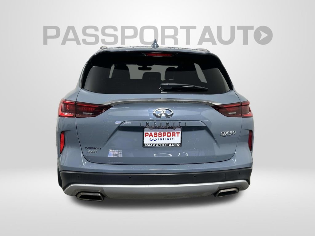 Certified 2023 INFINITI QX50 Luxe image 3