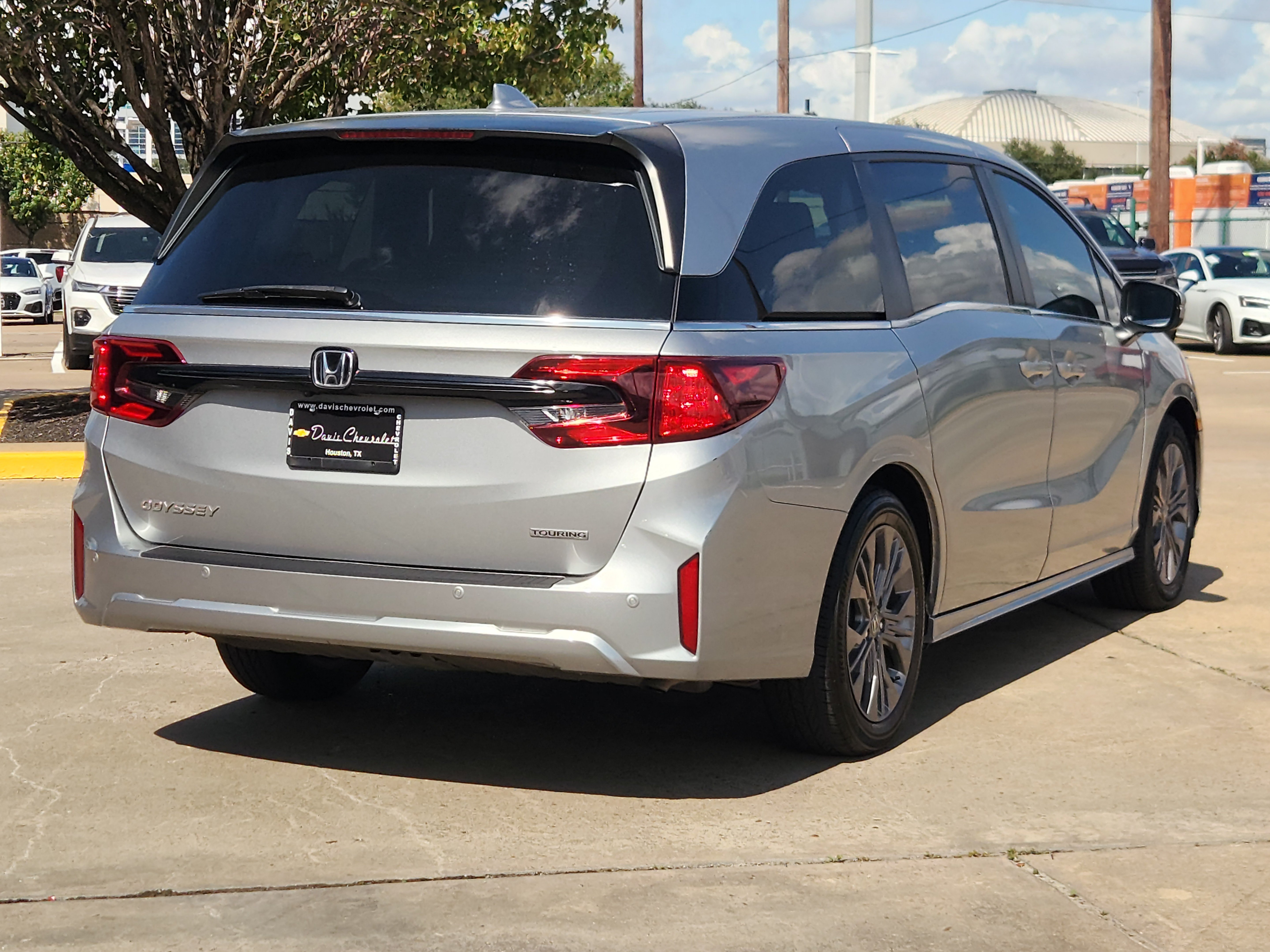 Used 2025 Honda Odyssey Touring image 6