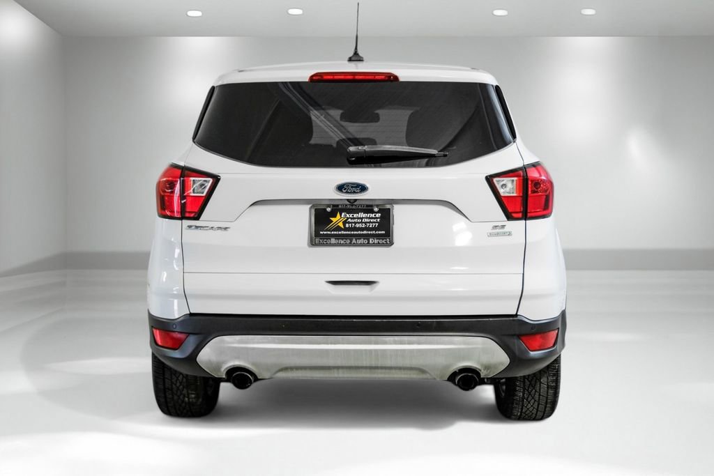 Used 2019 Ford Escape SE image 9