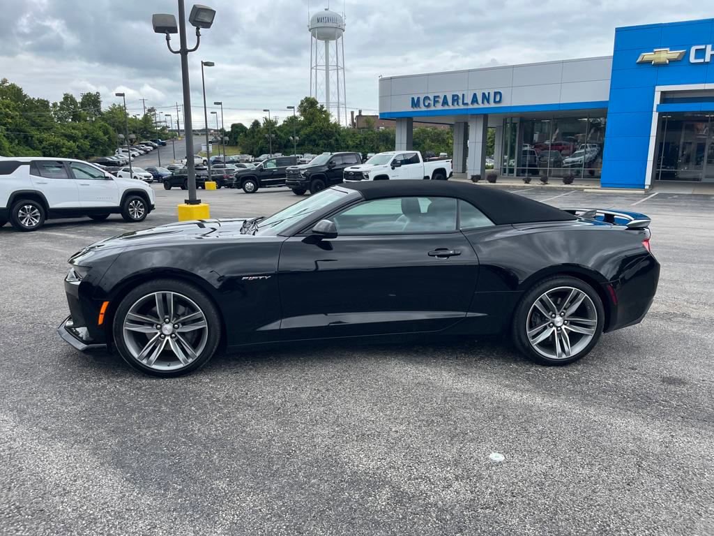 Used 2017 Chevrolet Camaro SS image 2