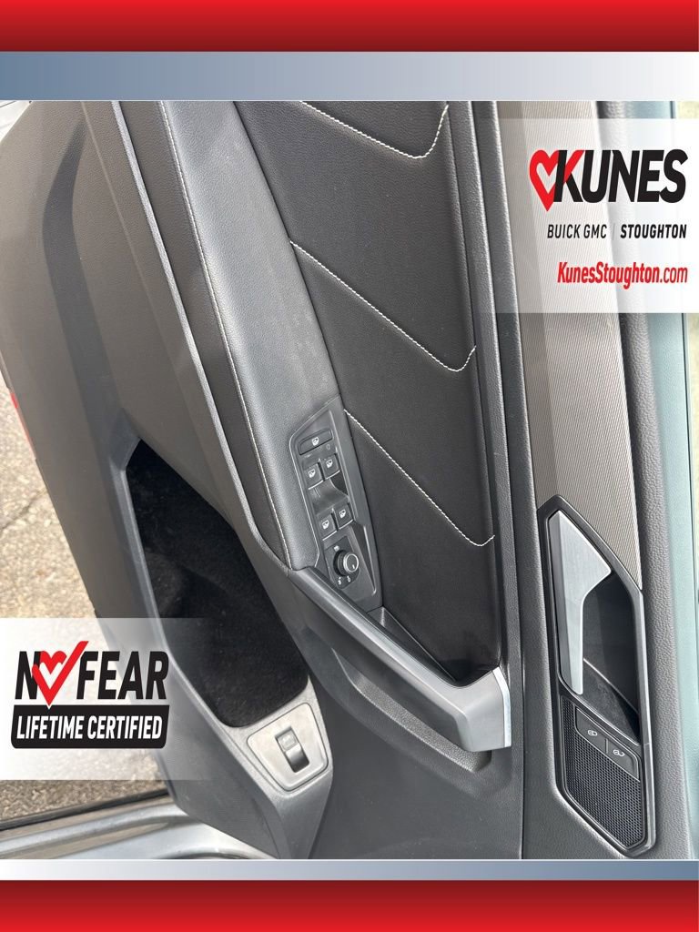 Used 2022 Volkswagen Tiguan SE w/ Panoramic Sunroof Package image 21