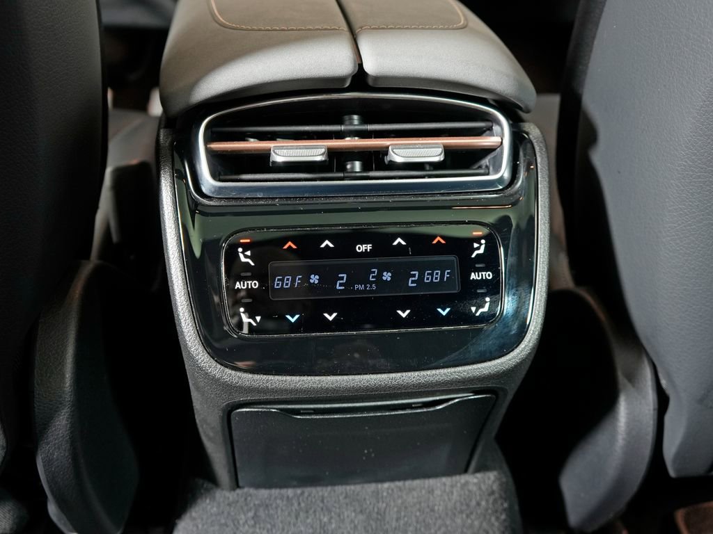 Certified 2023 Mercedes-Benz EQS 580 4MATIC Sedan image 37
