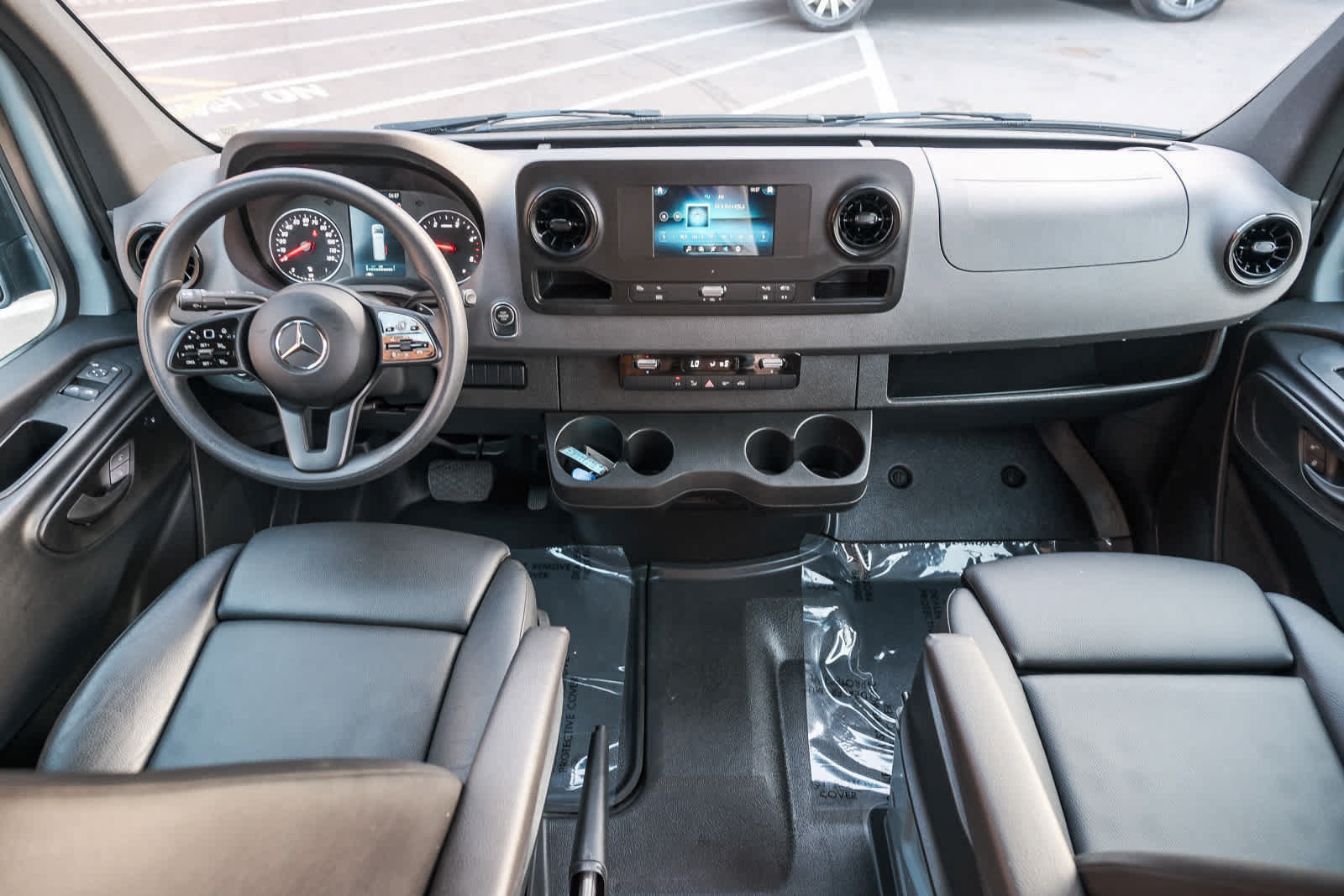 Used 2024 Mercedes-Benz Sprinter 2500 w/ Acoustic Package image 28