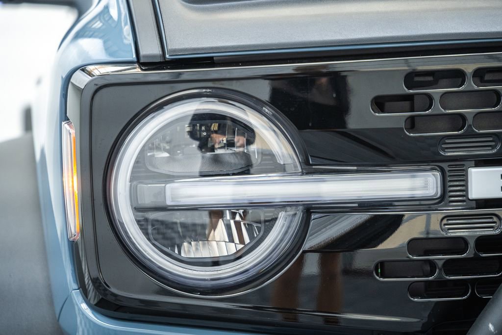 Used 2023 Ford Bronco Wildtrak image 13