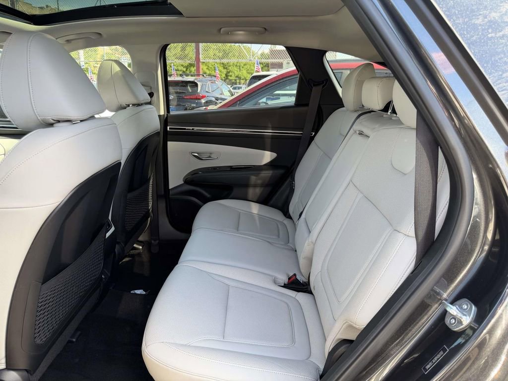 Used 2023 Hyundai Tucson Limited AWD/4WD image 13