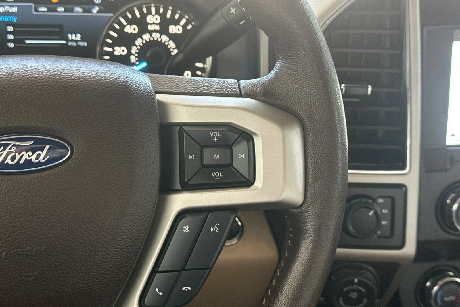 Used 2019 Ford F150 4x4 SuperCrew image 26