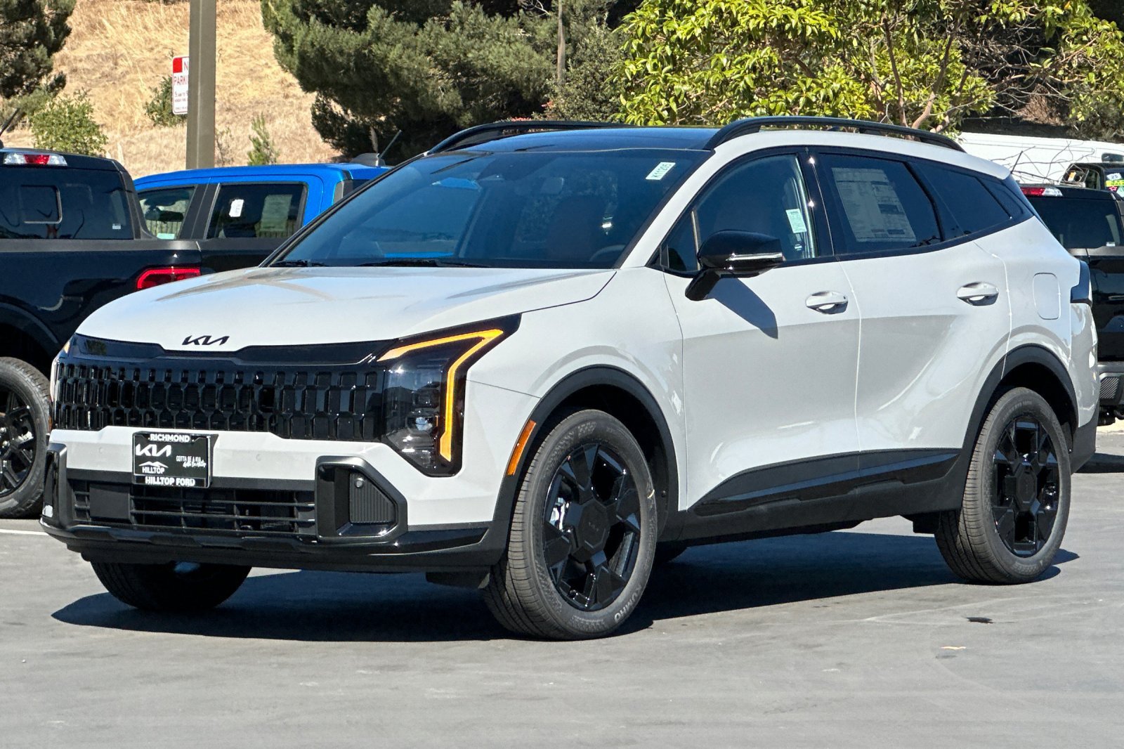 New 2027 Kia Sportage X-Line AWD/4WD image 8