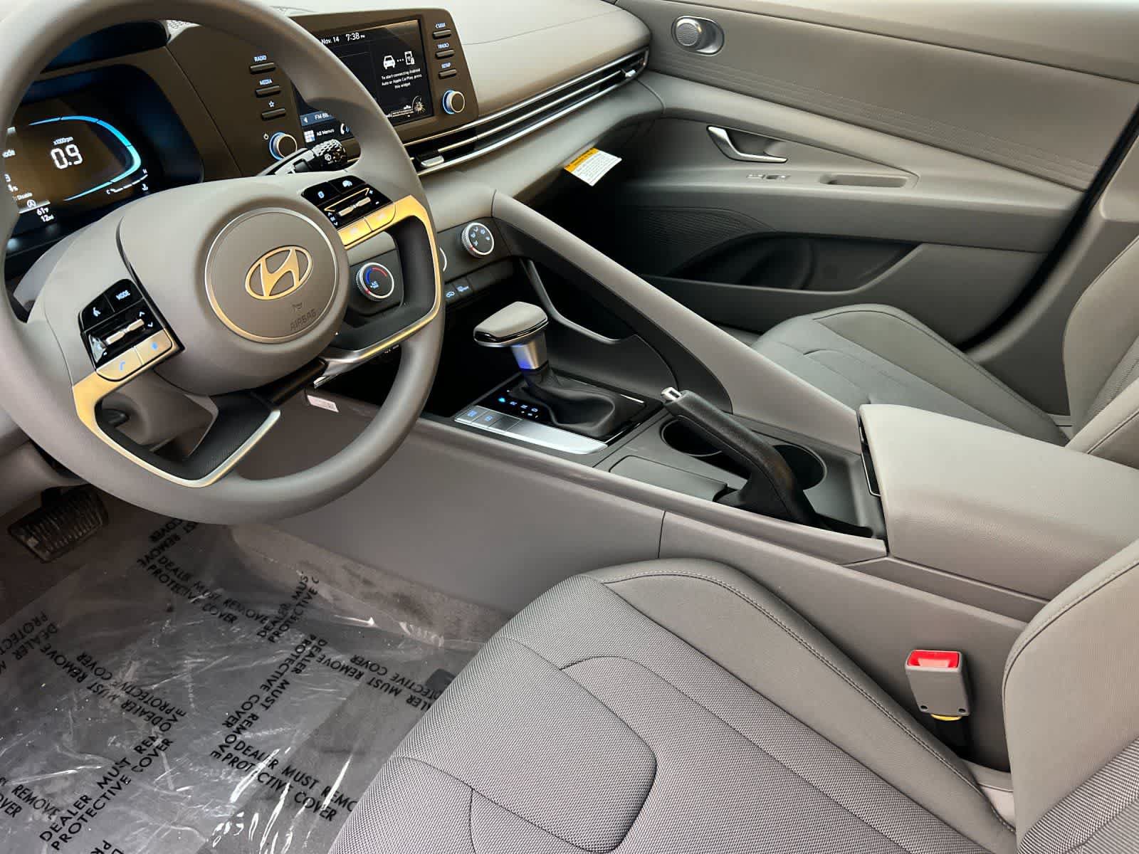 New 2026 Hyundai Elantra SE FWD image 12