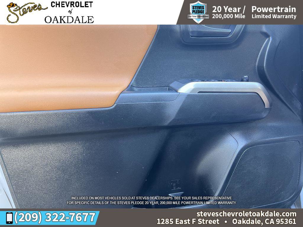 Used 2019 Toyota Tacoma SR5 AWD/4WD image 23