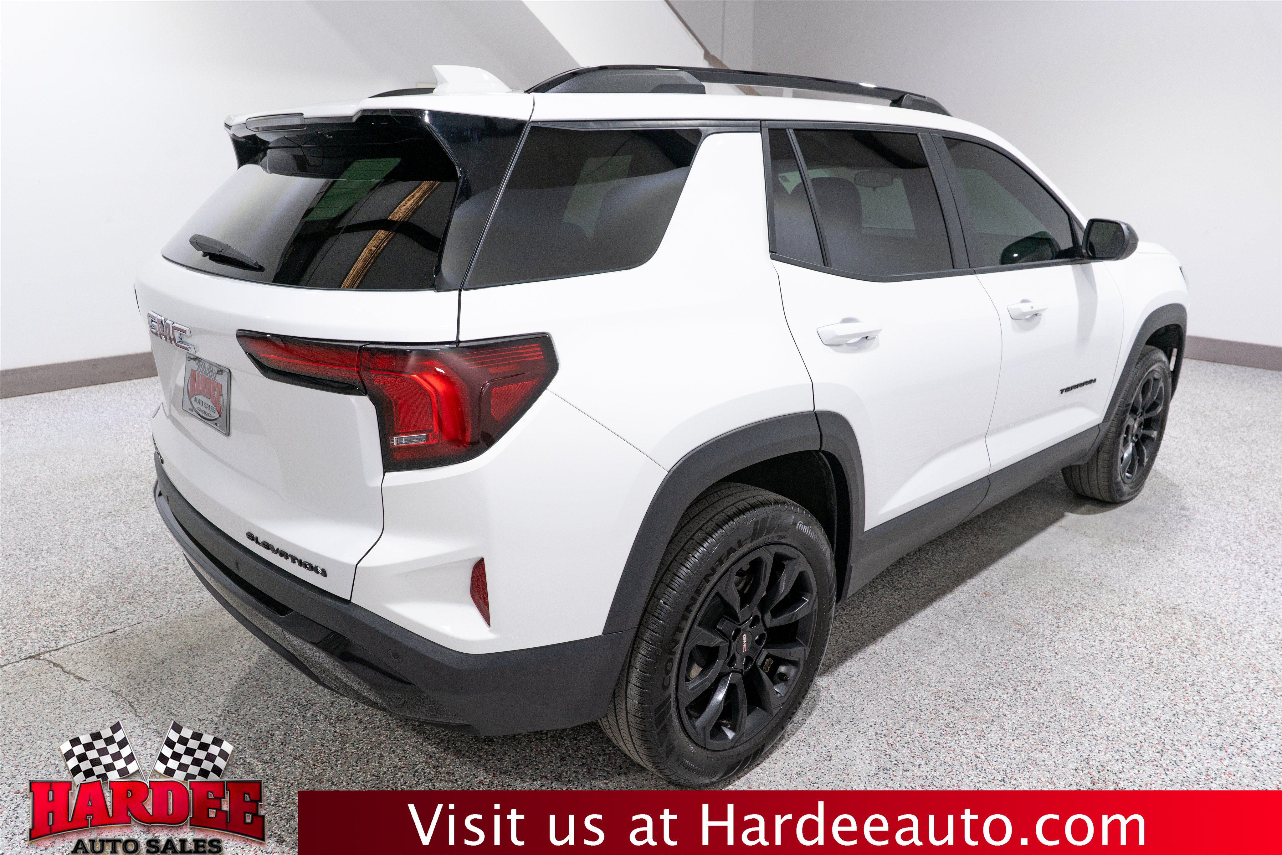 Used 2026 GMC Terrain Elevation w/ Elevation Premium Package FWD image 5