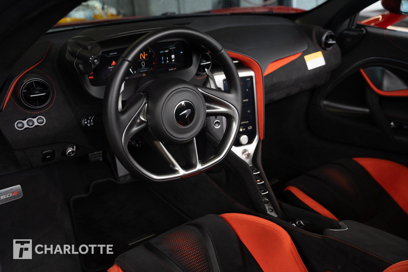 Used 2025 McLaren 750S Spider RWD image 22