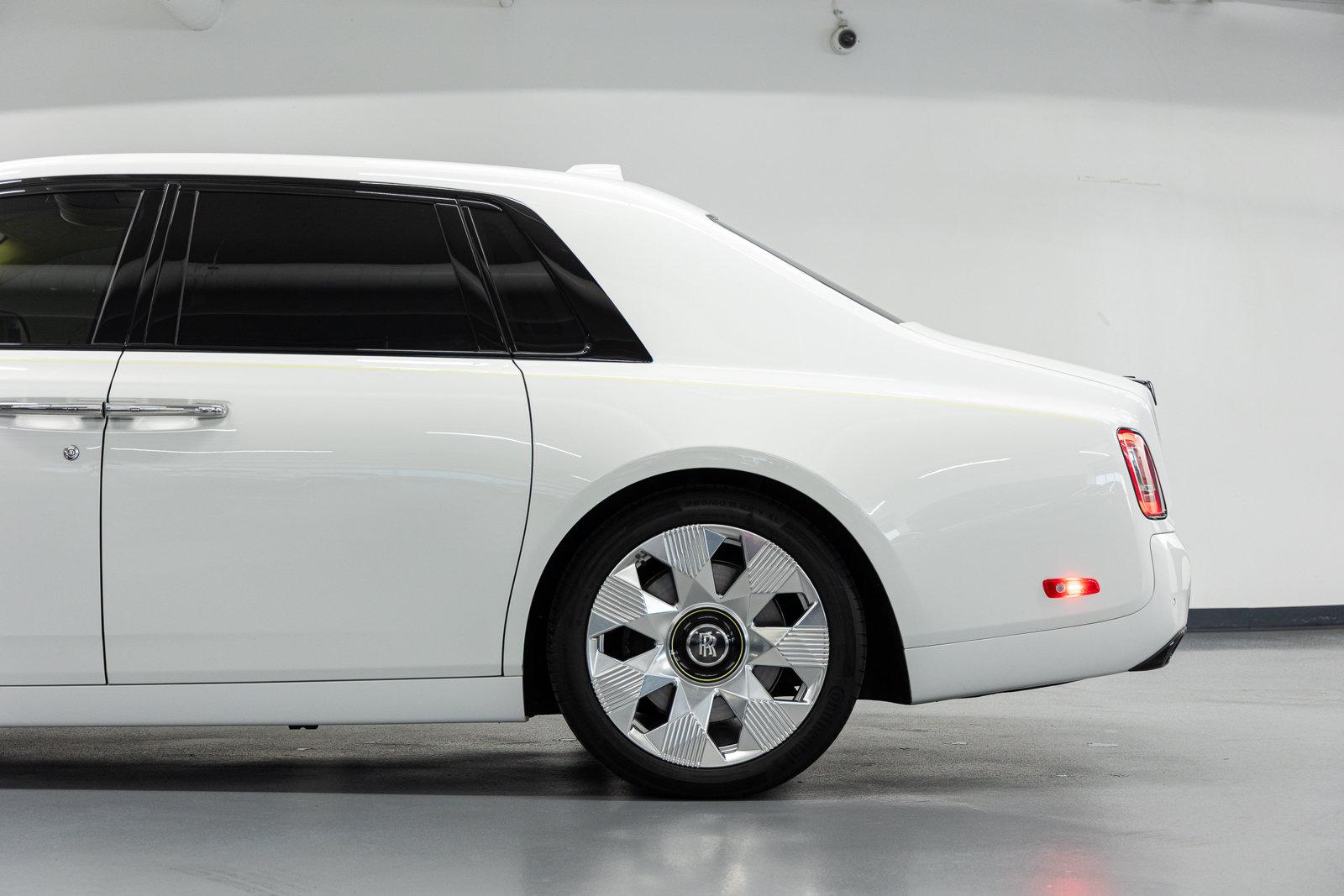 Certified 2024 Rolls-Royce Phantom Sedan w/ The Phantom Package RWD image 20