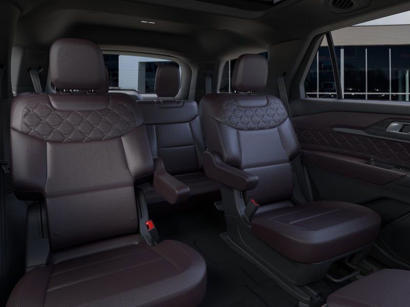 Used 2026 Ford Explorer Platinum w/ LUX Leather Package image 19