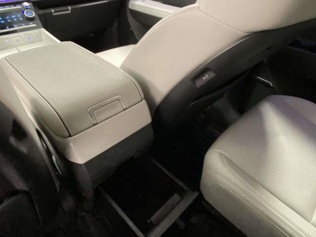 Used 2024 Hyundai Santa Fe Calligraphy image 11