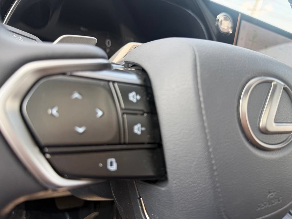 Used 2025 Lexus TX 350 AWD w/ Technology Package image 32