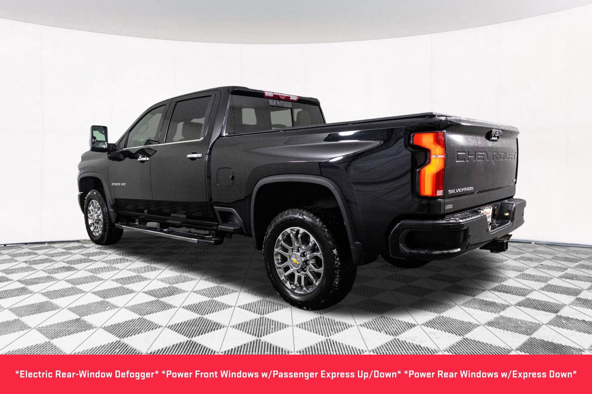 Used 2024 Chevrolet Silverado 2500 LTZ w/ LTZ Plus Package image 13