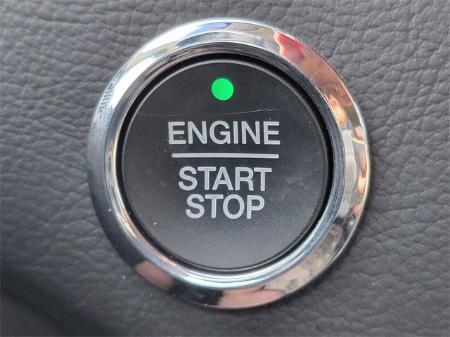 Certified 2018 Ford Edge SEL w/ Equipment Group 201A image 7