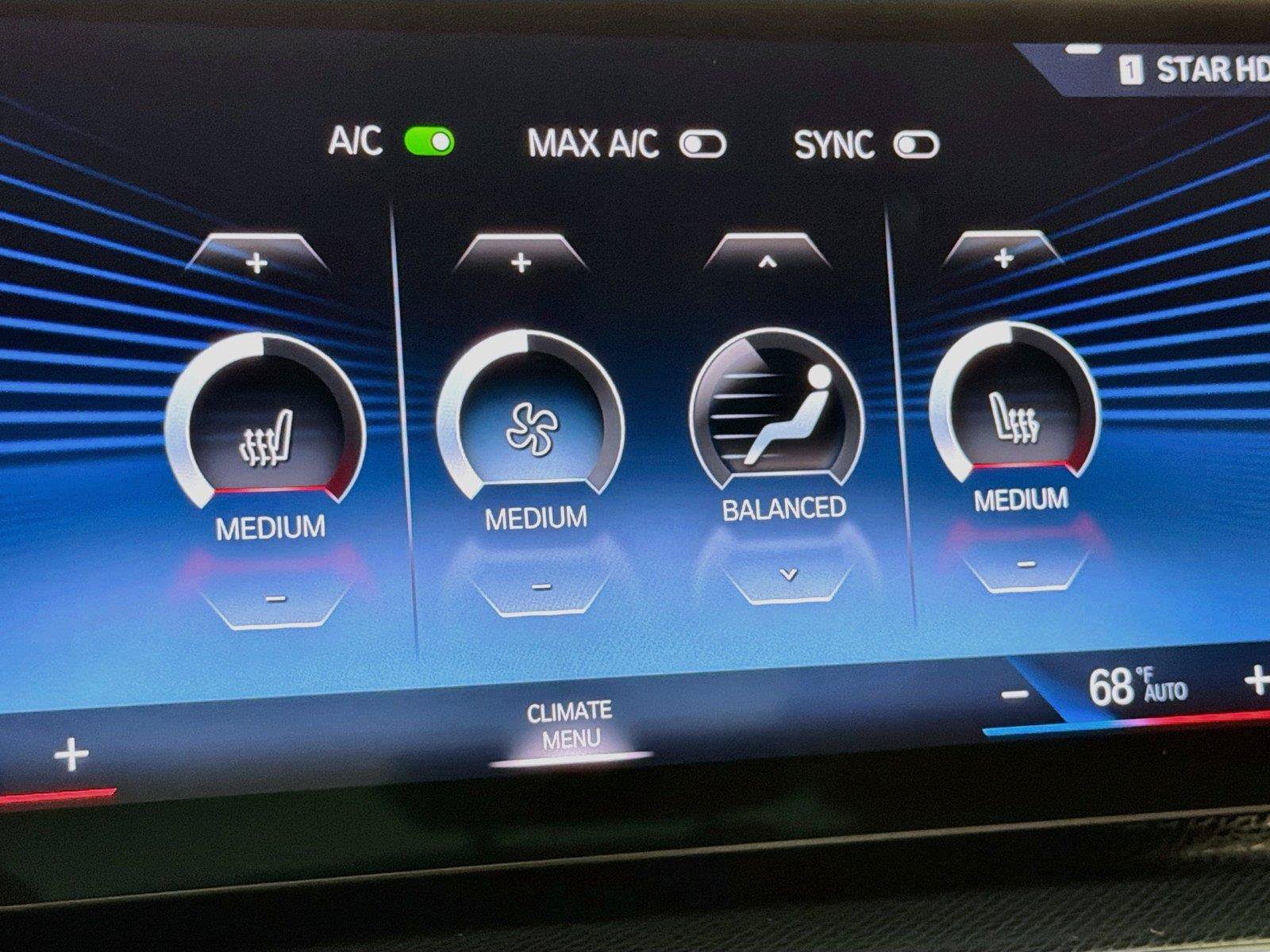 Used 2023 BMW 230i Coupe w/ M Sport Package RWD image 21