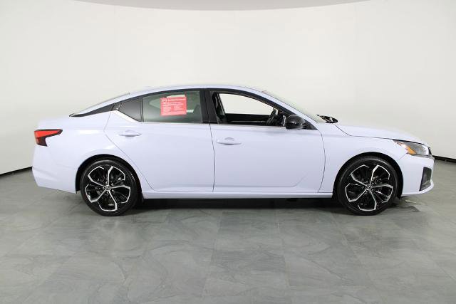Certified 2023 Nissan Altima 2.5 SR FWD image 15