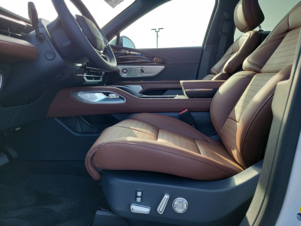 New 2026 Lincoln Nautilus Reserve image 17