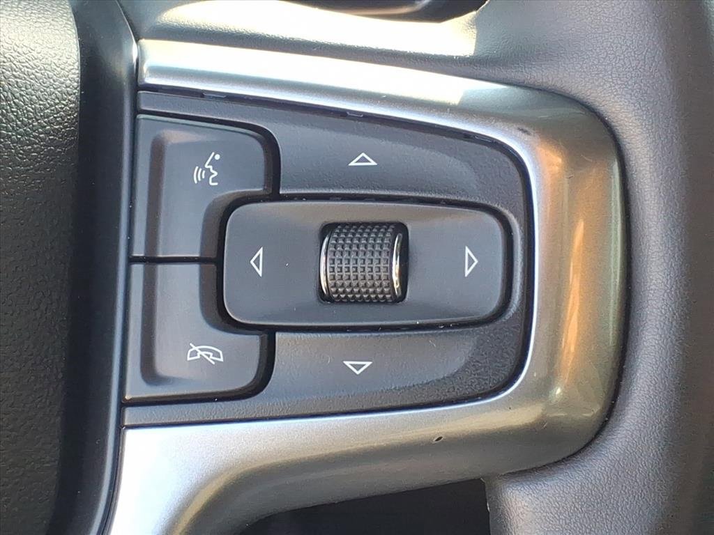 Used 2024 Chevrolet Silverado 2500 LT image 9