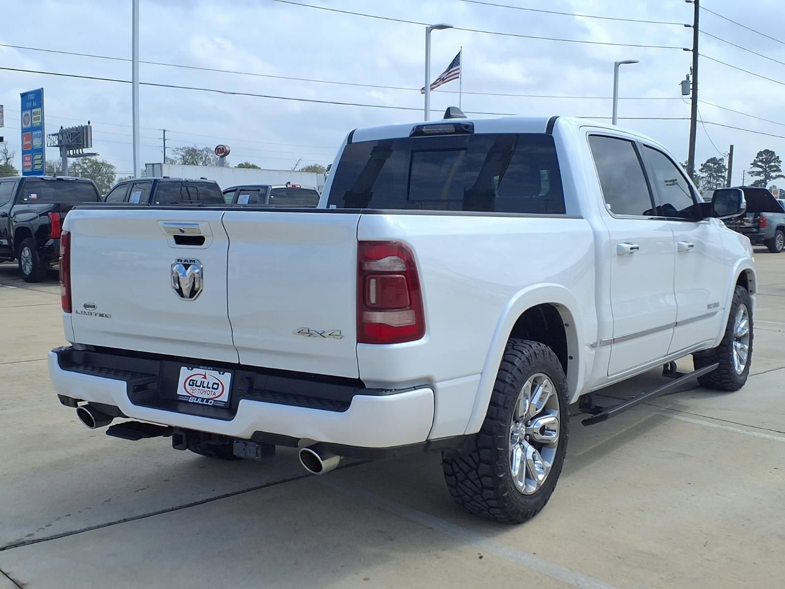 Used 2022 RAM 1500 Limited image 6