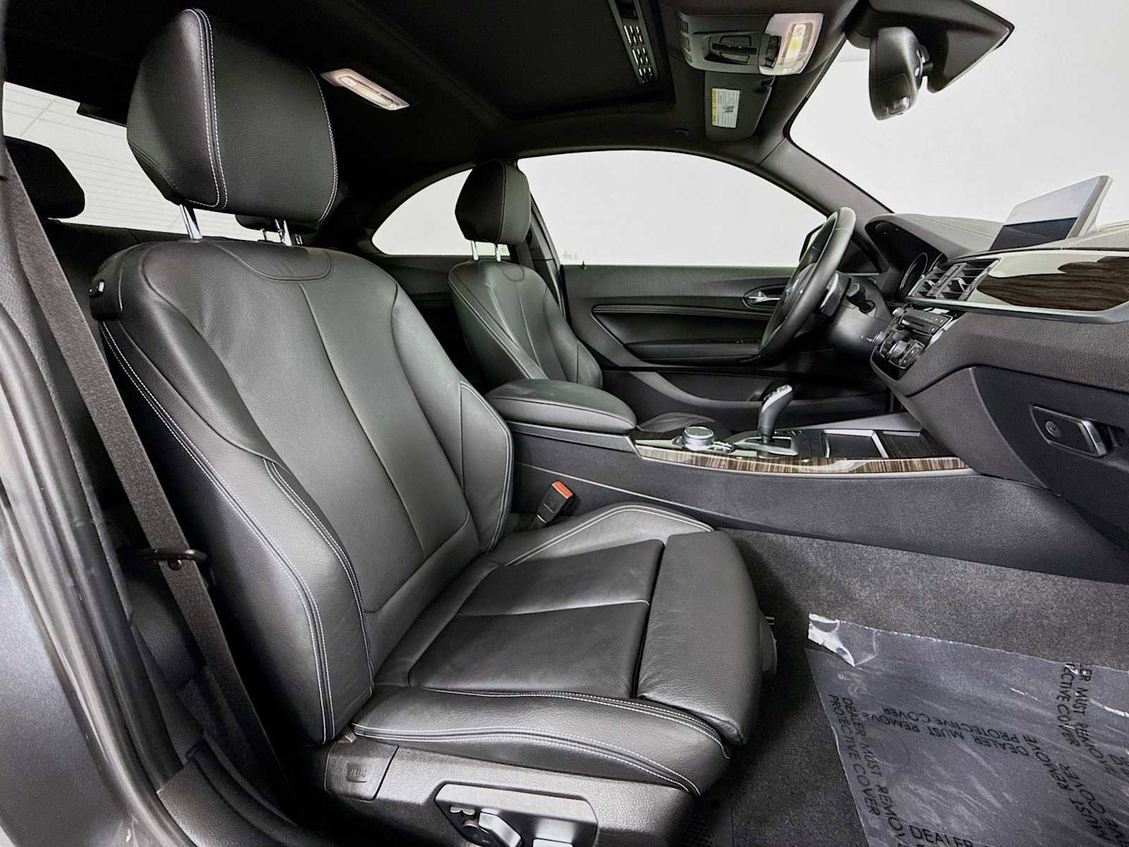 Used 2021 BMW 230i Coupe w/ M Sport Package image 28