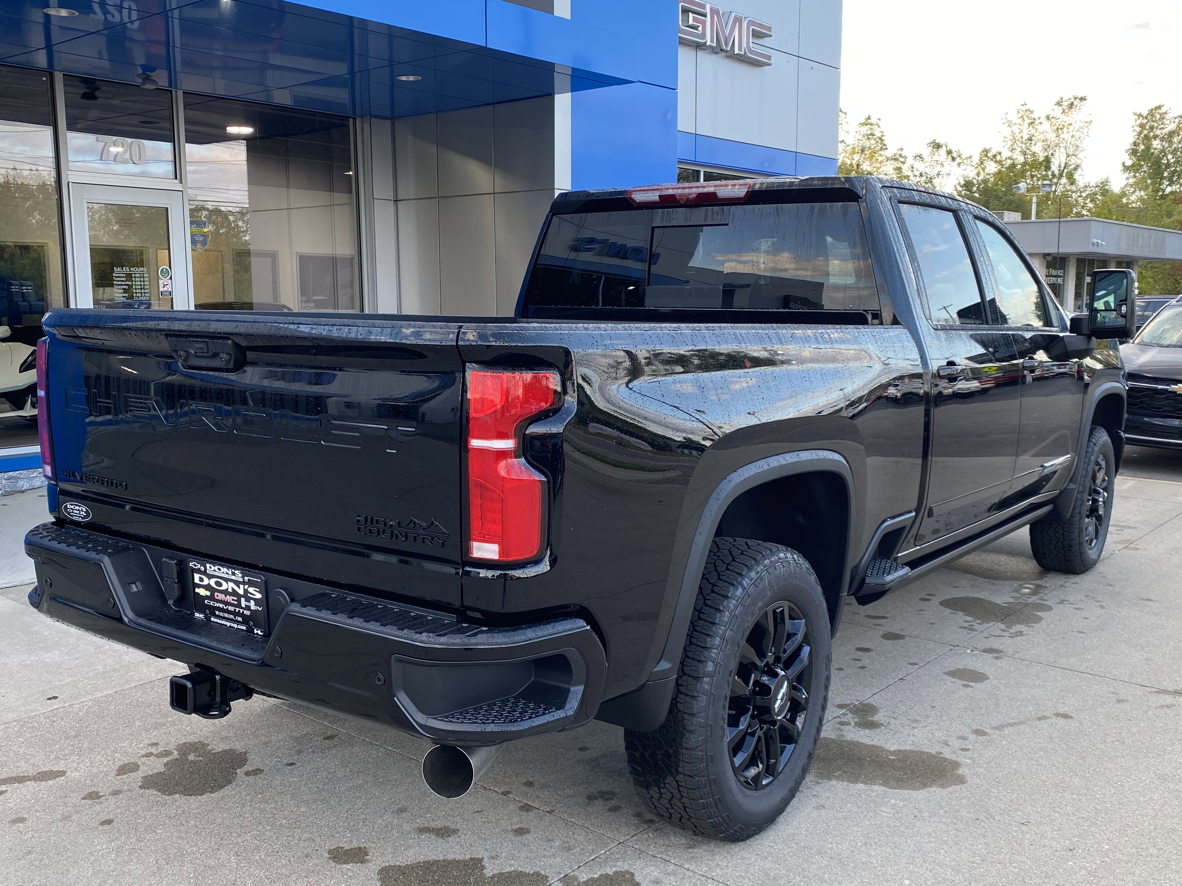 New 2026 Chevrolet Silverado 2500 High Country w/ Midnight Edition image 33