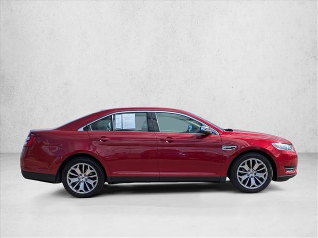 Used 2015 Ford Taurus Limited image 4