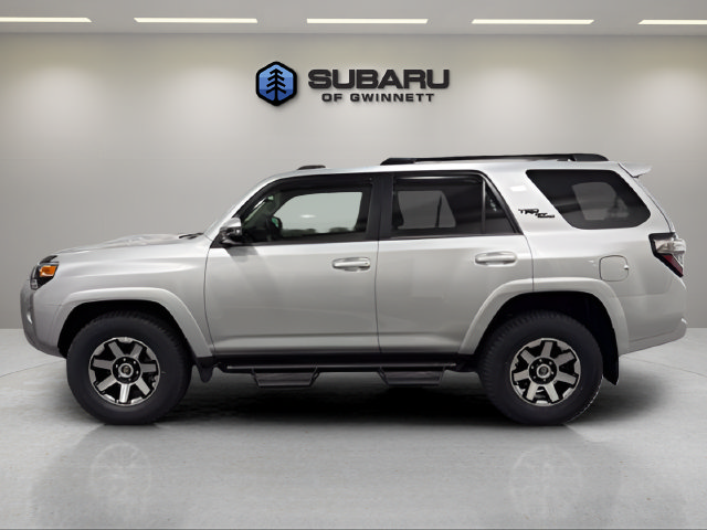 Used 2023 Toyota 4Runner TRD Off-Road Premium w/ Moonroof Package AWD/4WD image 3