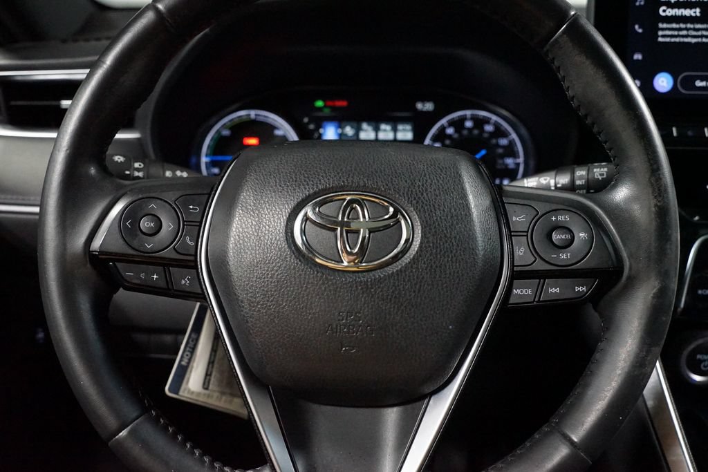 Certified 2023 Toyota Venza Nightshade AWD/4WD image 12