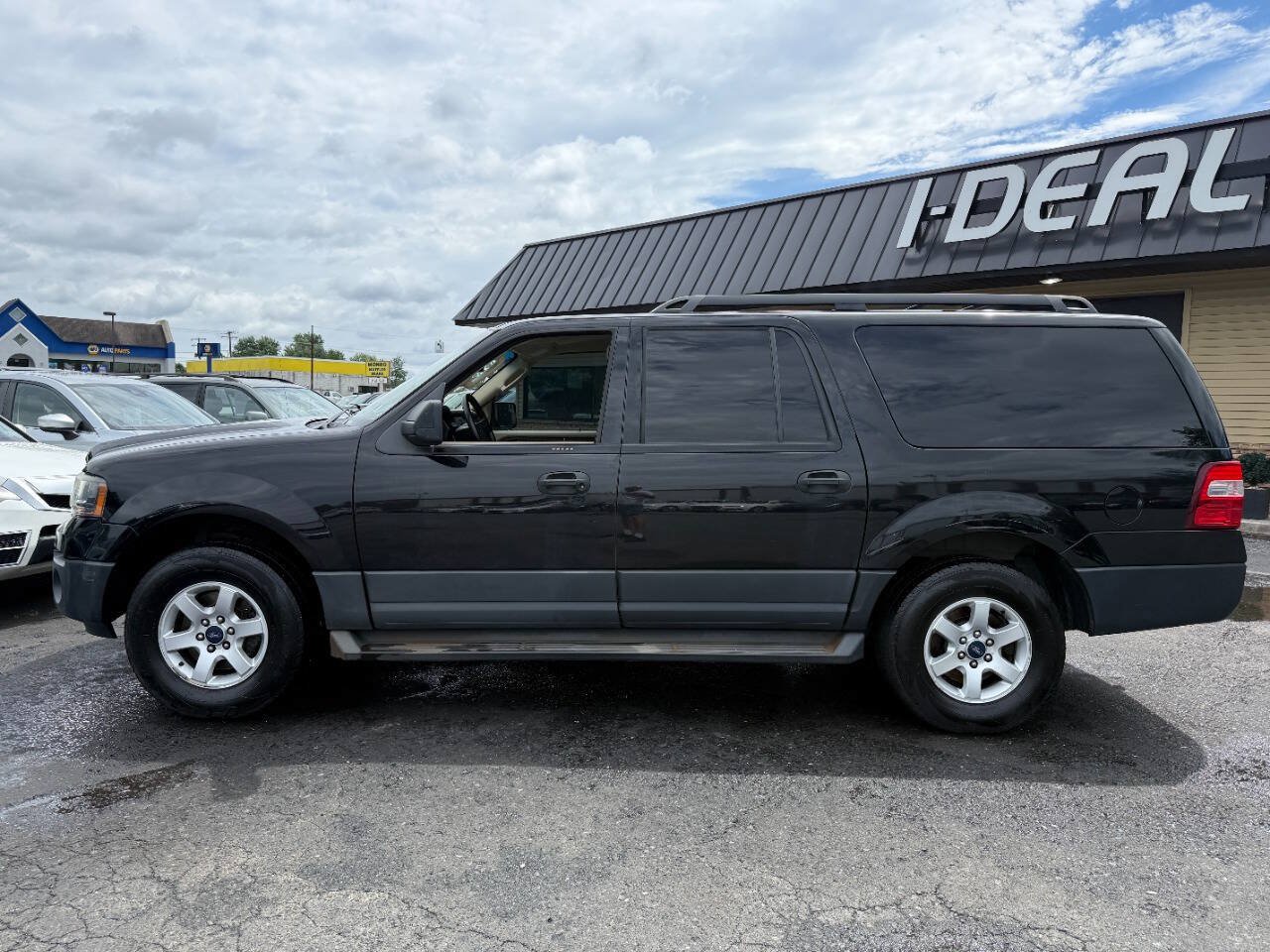 Used 2016 Ford Expedition EL XL AWD/4WD image 8