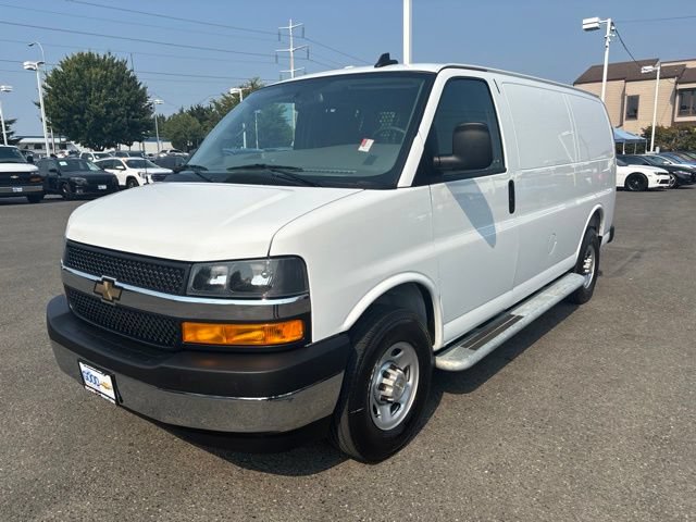 Used 2025 Chevrolet Express 2500 w/ Driver Convenience Package RWD video 1
