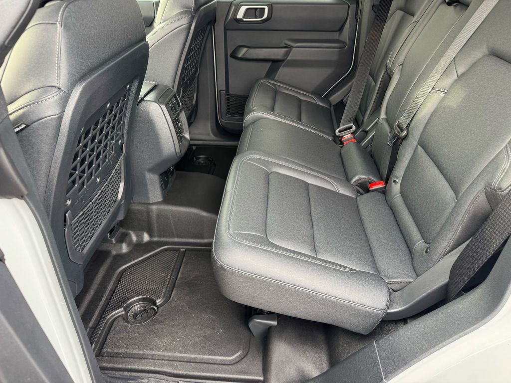 New 2026 Ford Bronco Big Bend w/ Black Diamond Package image 10