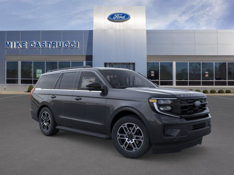 New 2026 Ford Expedition Active image 7