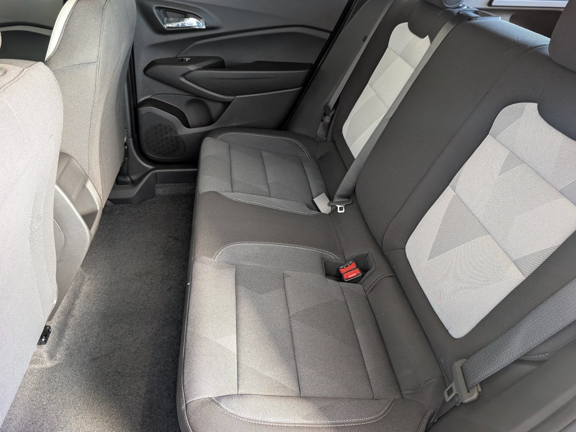 New 2026 Chevrolet Trax LS FWD image 16