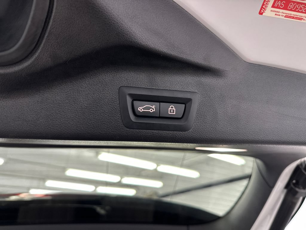 Used 2020 BMW X5 sDrive40i w/ Premium Package RWD image 22