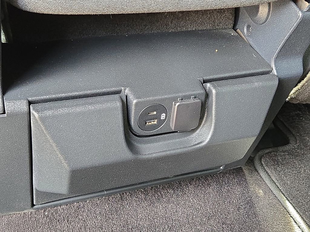 Used 2021 Ford F150 XLT image 15