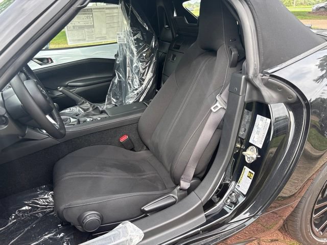 New 2026 MAZDA MX-5 Miata Club w/ Weather Package RWD image 13