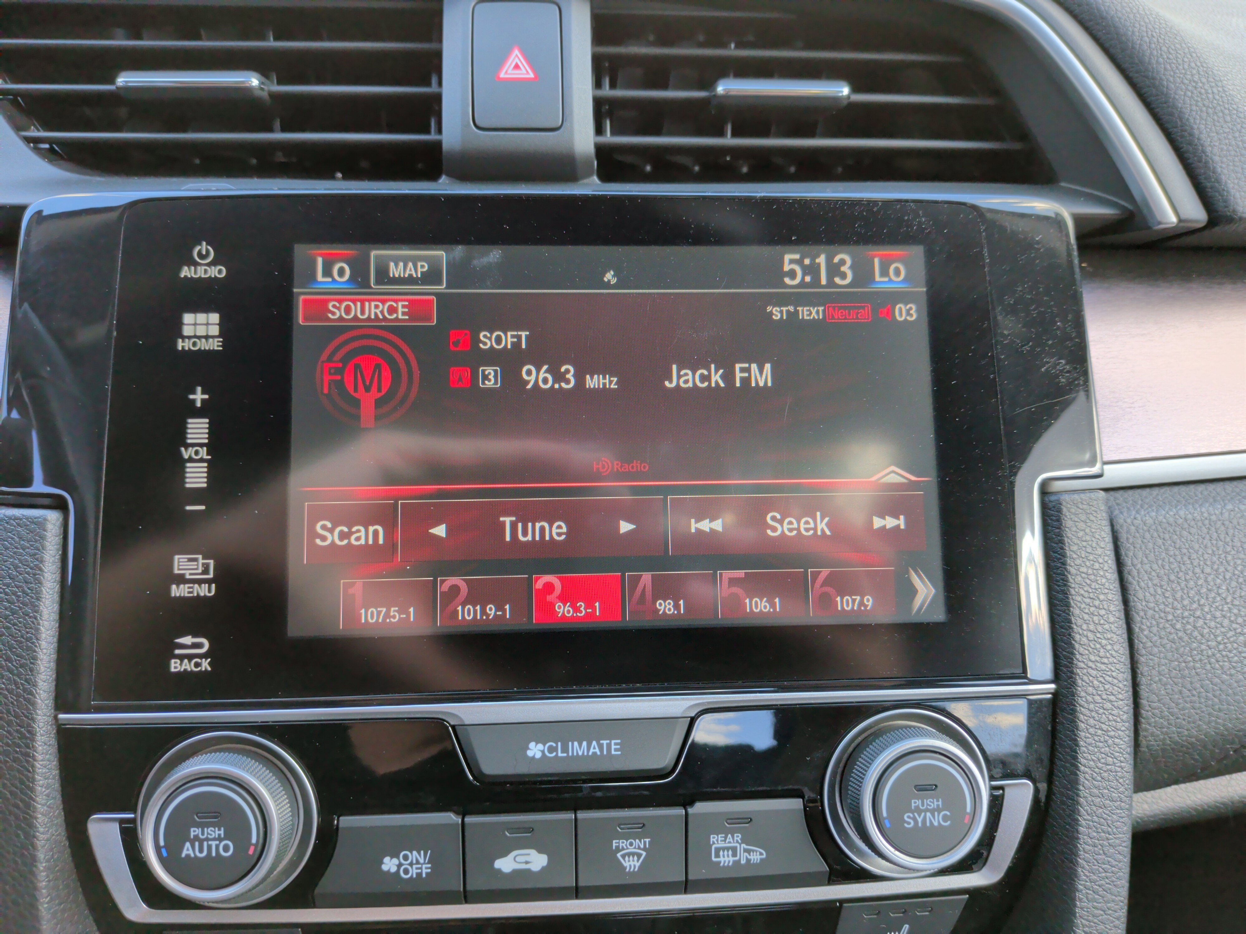 Used 2016 Honda Civic Touring image 23