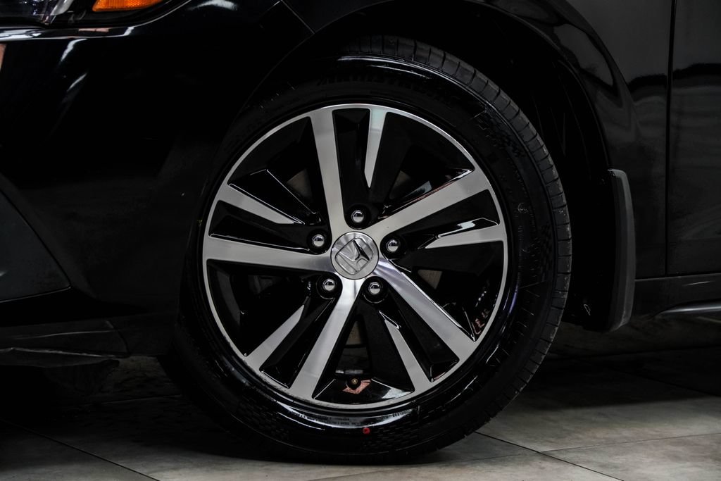Used 2023 Honda Civic LX image 5