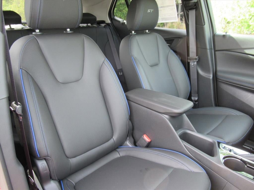 New 2026 Buick Encore GX Sport Touring w/ Comfort Package FWD image 9