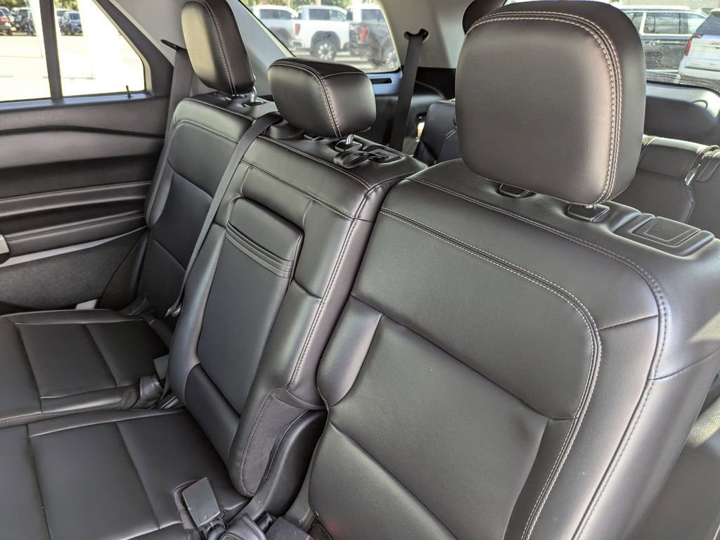 Used 2024 Ford Explorer XLT w/ Equipment Group 202A image 15