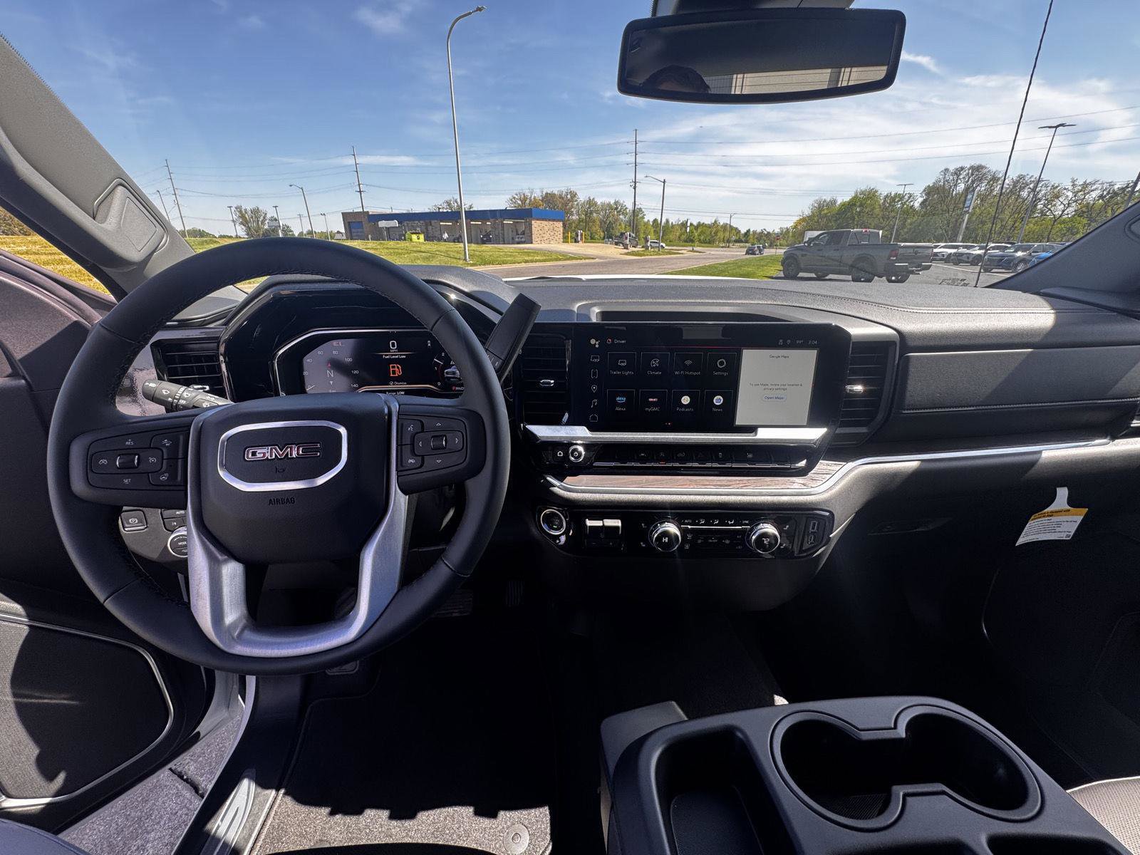 Used 2025 GMC Sierra 1500 SLT AWD/4WD image 19