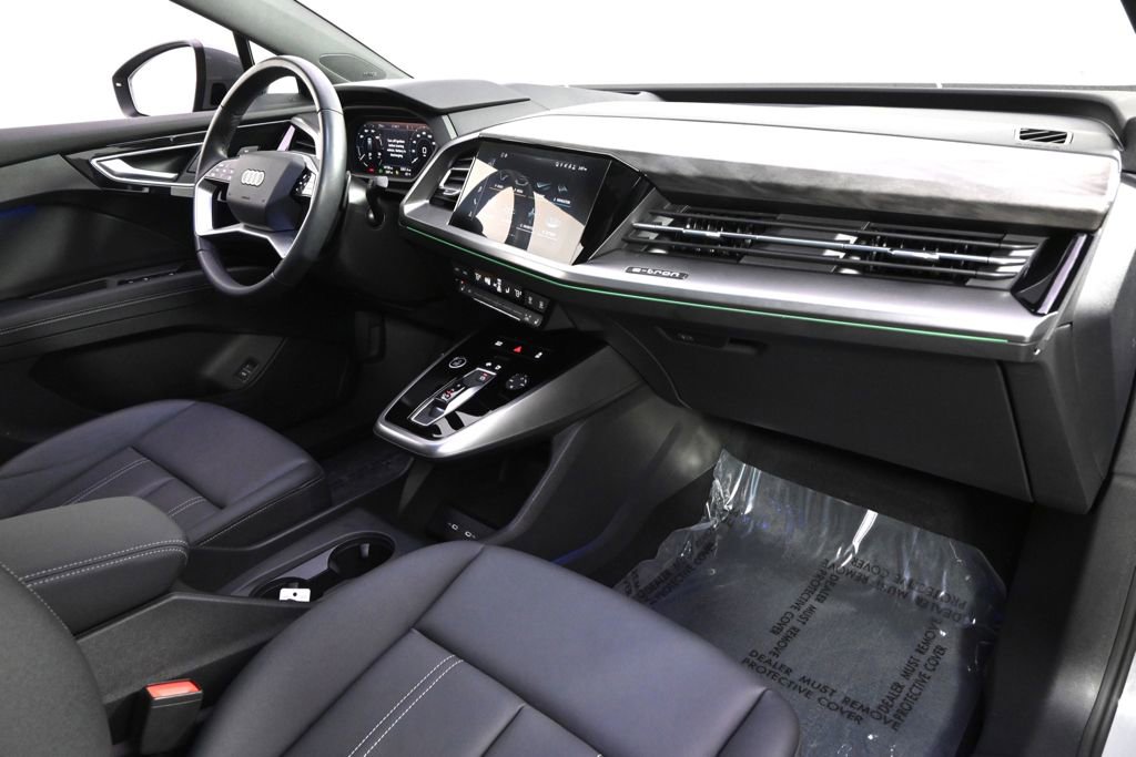 Used 2022 Audi Q4 e-tron Prestige image 15