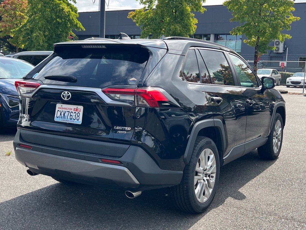 Used 2019 Toyota RAV4 Limited w/ Advanced Technology Package AWD/4WD image 7
