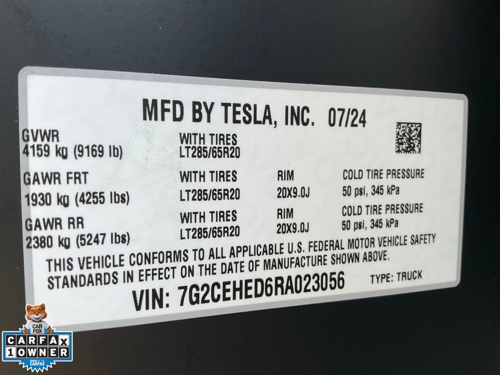 Used 2024 Tesla Cybertruck AWD Crew Cab image 23