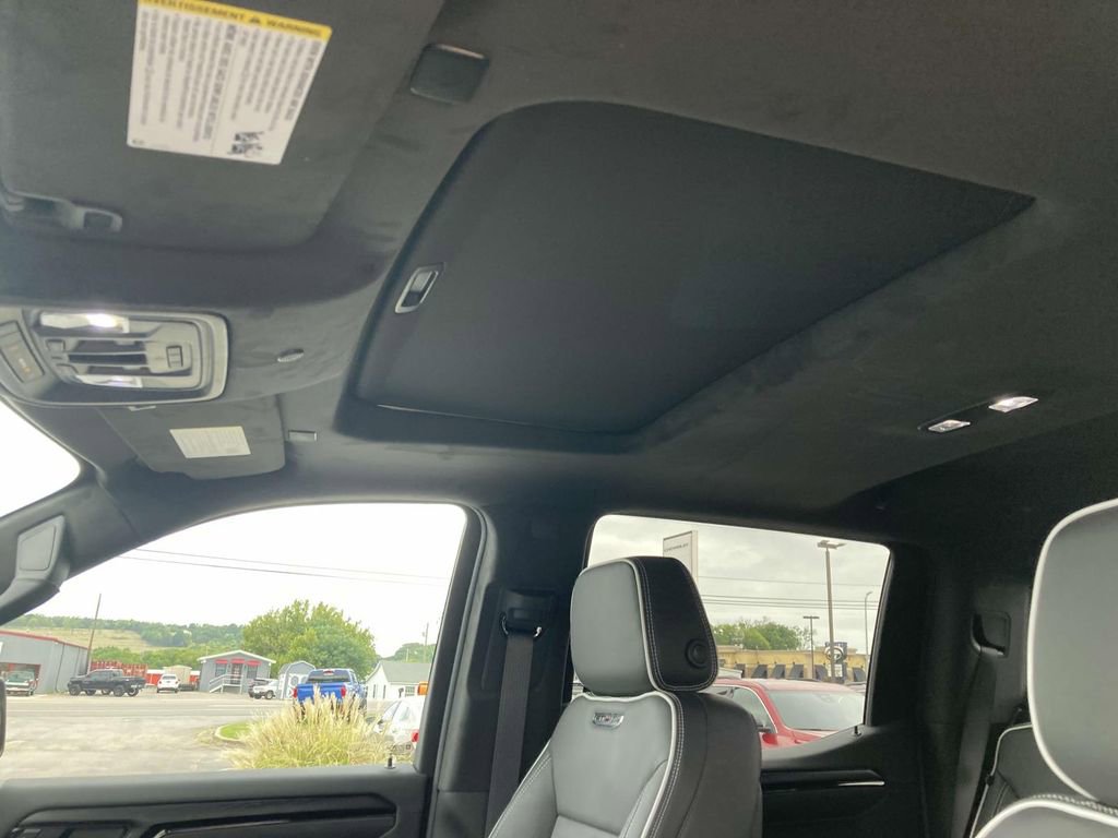 New 2025 GMC Sierra 1500 AT4X AWD/4WD image 17