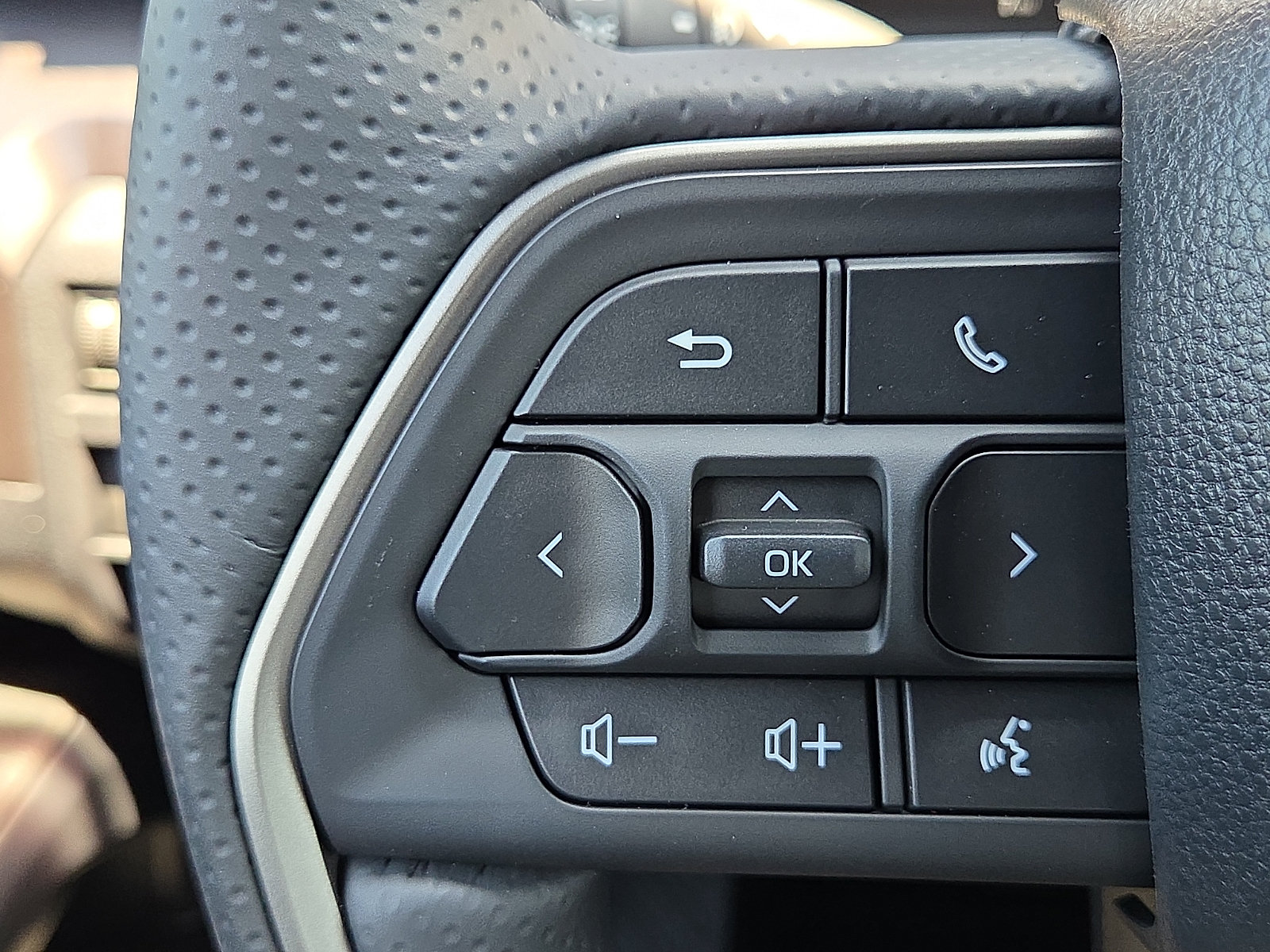 New 2026 Toyota 4Runner TRD Off-Road Premium AWD/4WD image 12